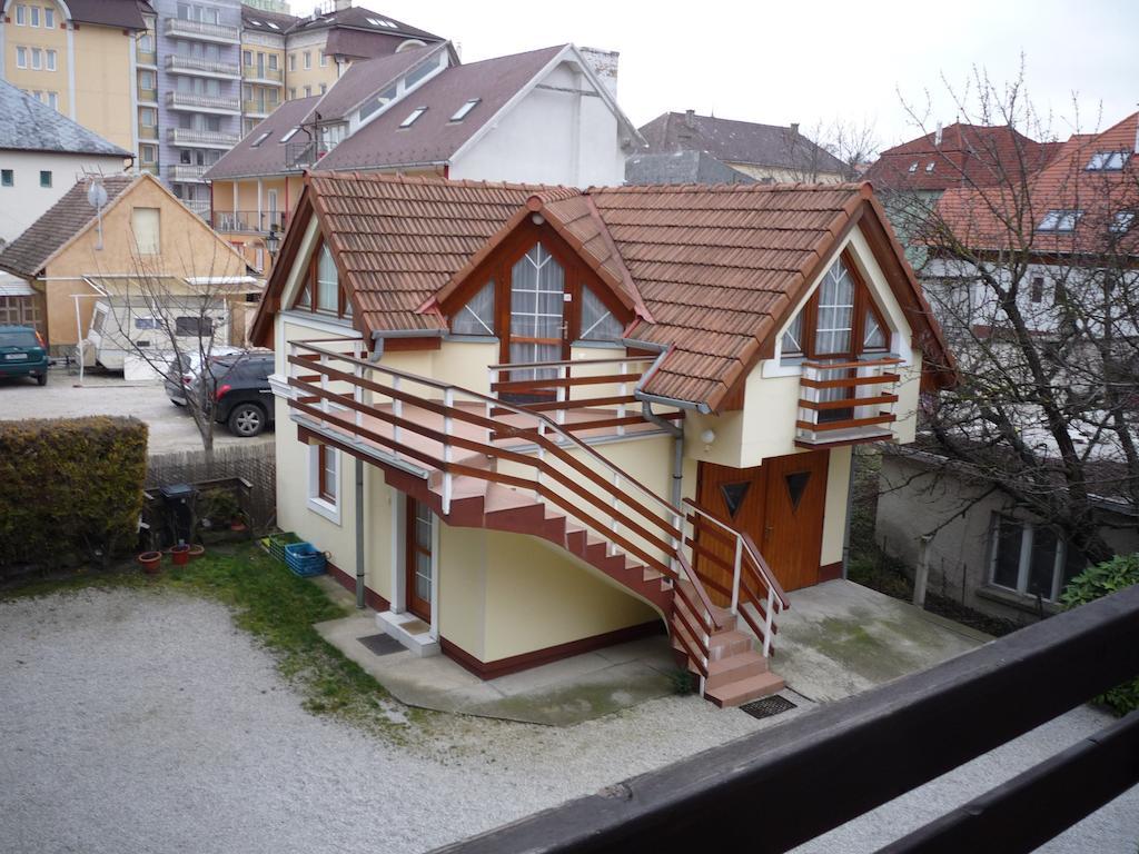 Jokai Apartmanhaz Hévíz 客房 照片